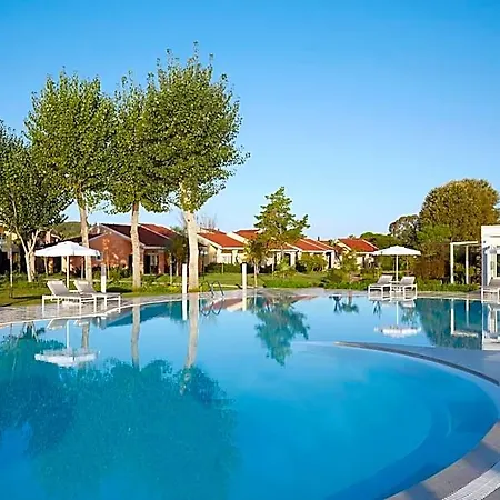 Hotel Capo Di Corfu 5*